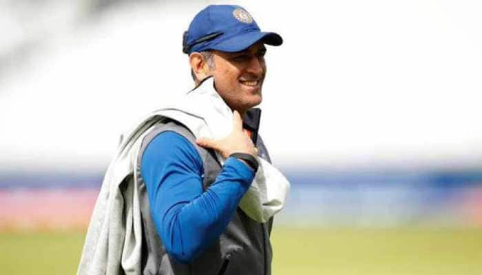 MS Dhoni may quit ODIs and be in T20 World Cup mix: Ravi Shastri