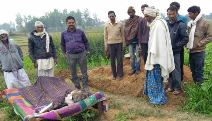 Hindus come forward for funeral of Muslim man denied help by his community in Jharkhand