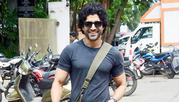 Farhan Akhtar: Feel proud and fortunate that Javed Akhtar is my father