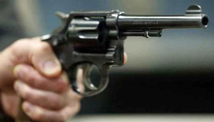 Uttar Pradesh: Army personnel&#039;s son brings father pistol to school during fight with friends