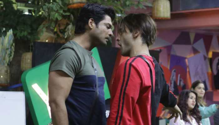 &#039;Bigg Boss 13&#039; written update: Sidharth Shukla, Asim Riaz&#039;s fight turns ugly, Rashami Desai, Aarti Singh compete in Elite Club task