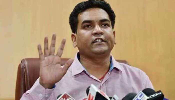 BJP&#039;s Kapil Mishra sticks to his India-Paksitan remark on Delhi poll as Election Commission issues notice