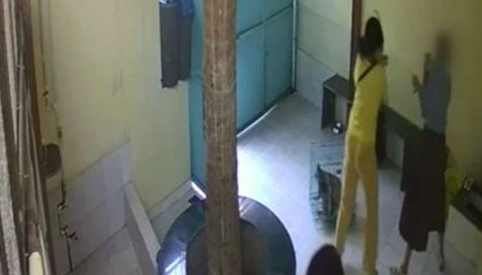 Naseeruddin Shah's daughter Heeba assaults vet clinic staff on camera, case registered