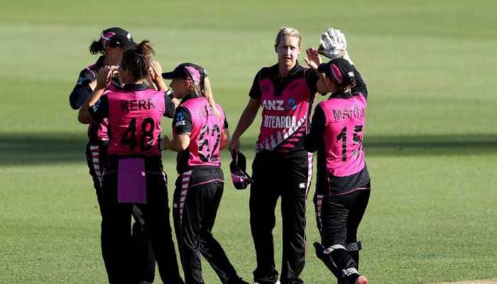 Lea Tahuhu recalled, Sophie Devine to lead New Zealand squad in ICC Women's T20 World Cup