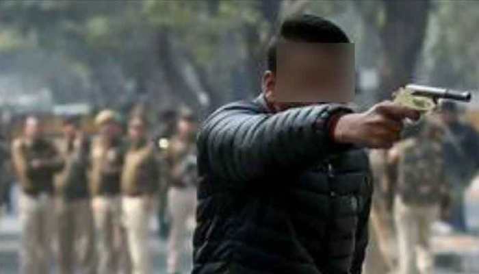 Delhi: Jamia shooter's bag found, posters of 'Mandir wahi banayenge' slogans recovered