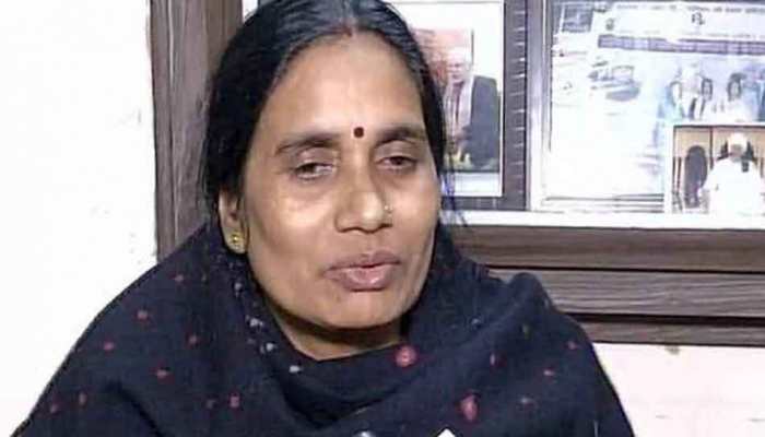 Nirbhaya parents to move court after President rejects convict's mercy plea