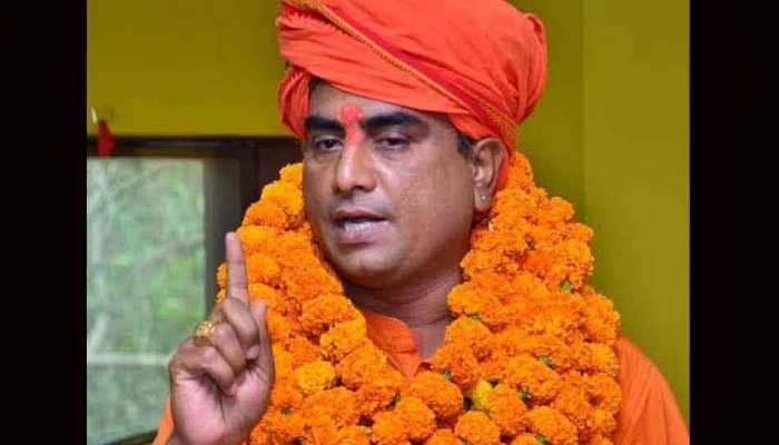 Vishwa Hindu Mahasabha chief Ranjit Bachchan shot dead in Lucknow Vishwa Hindu Mahasabha chief Ranjit Bachchan shot dead in Lucknow