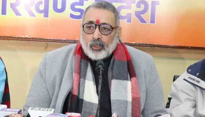 Union Minister Giriraj Singh accuses Kejriwal of doing appeasement politics in Delhi 