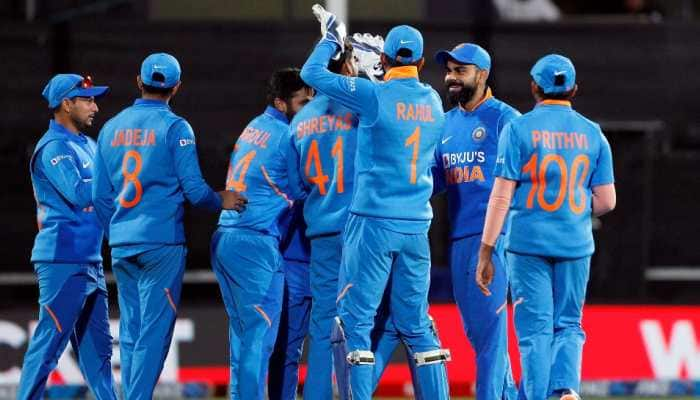 Virat Kohli&#039;s India bowl 4 over short against New Zealand, fined 80 per cent fee in Hamilton ODI