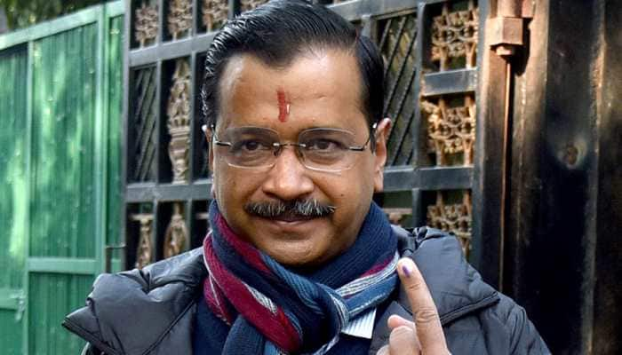 Voting for high-stakes Delhi polls underway, key politicians exercise franchise