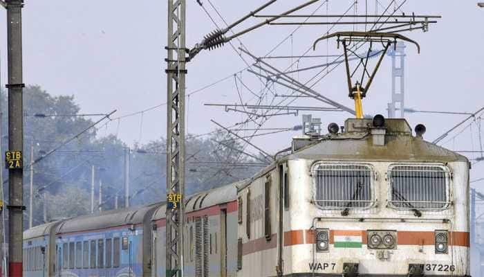 Two robberies in Mangaluru-bound trains