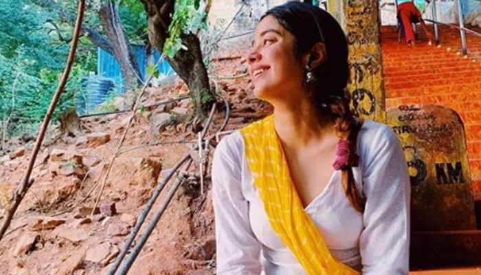 Janhvi Kapoor climbs 3550 steps barefoot to reach Tirupati temple and seek Lord Venkateswara&#039;s blessings - Watch 