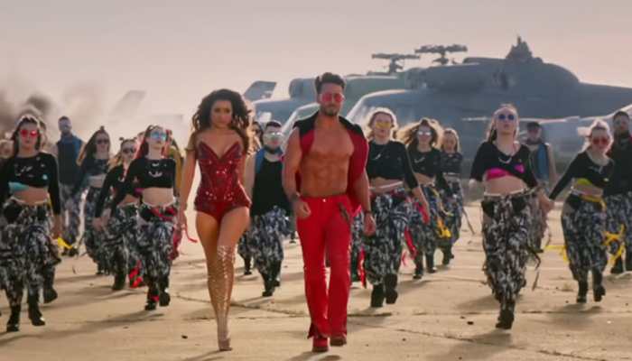 Entertainment News: Shraddha Kapoor glams up like Beyonce, Tiger Shroff flaunts abs in &#039;Dus Bahane&#039; song from &#039;Baaghi 3&#039; – Watch