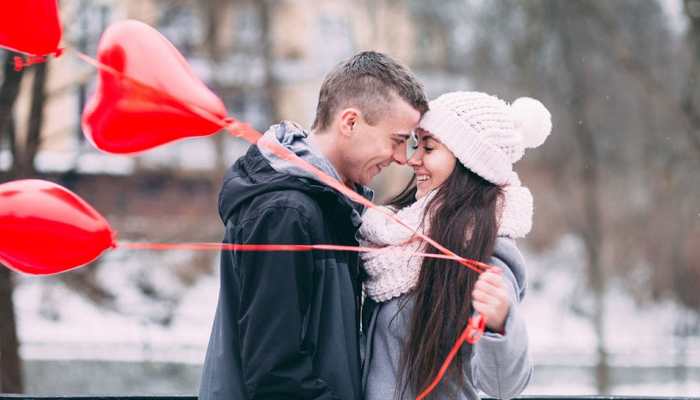These romantic Valentine's Day poems will help you say the three magical words