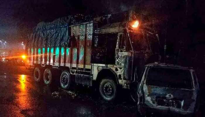 Seven charred to death in UP&#039;s Unnao following truck-van collision