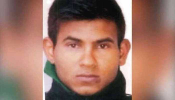 Nirbhaya case death row convict Vinay attempts to hurt himself in Tihar jail