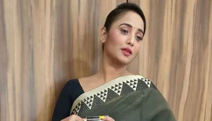 Rani Chatterjee ditches her bold look, stuns in a sari - Check out!