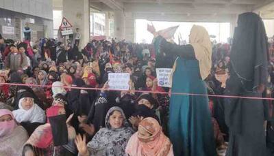 Delhi's Jaffrabad stages Shaheen Bagh-like protest, DMRC shuts entry and exit gates