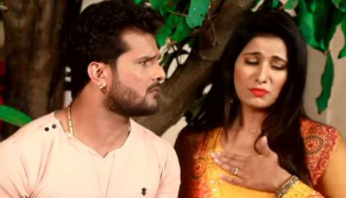 Watch: Khesari Lal Yadav and Poonam Dubey&#039;s &#039;Khasi Kine Ke Bahane&#039; is here to rule your Holi playlist