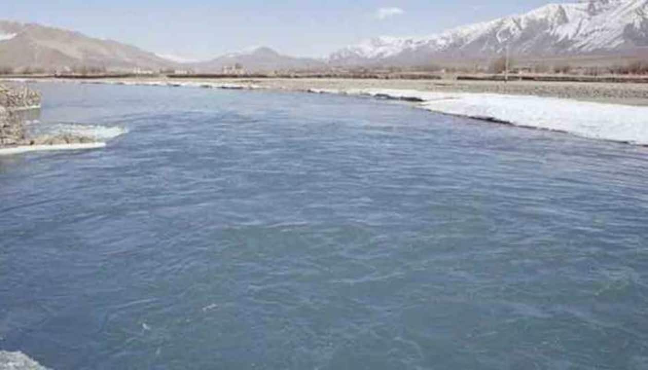 India to divert water of Ravi, Ujh rivers flowing into Pakistan from  December: Sources | India News | Zee News