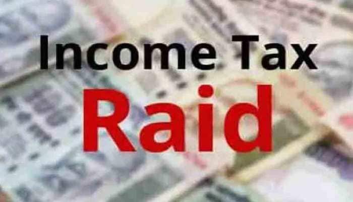 I-T raid at residence of CM Bhupesh Baghel's aide in Chhattisgarh's Durg I-T raid at residence of CM Bhupesh Baghel's aide in Chhattisgarh's Durg