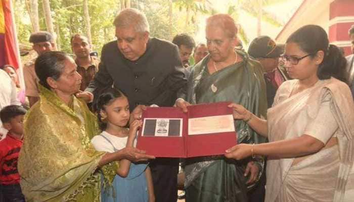 Bengal Governor gives Rs 5 lakh to CRPF jawan’s family martyred in Pulwama attack