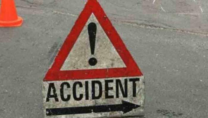 13 killed in collision of cars in Karnataka&#039;s Tumakuru