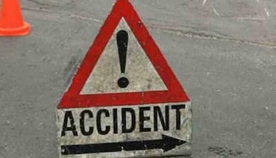 13 killed in collision of cars in Karnataka's Tumakuru