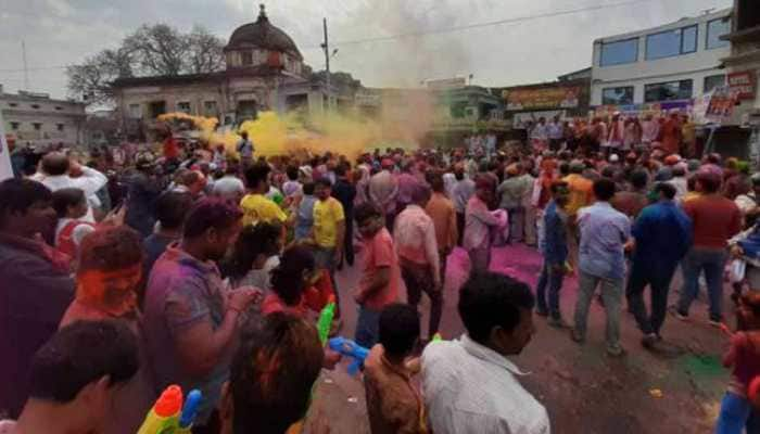 President Ram Nath Kovind, PM Narendra Modi extend Holi greetings to the nation