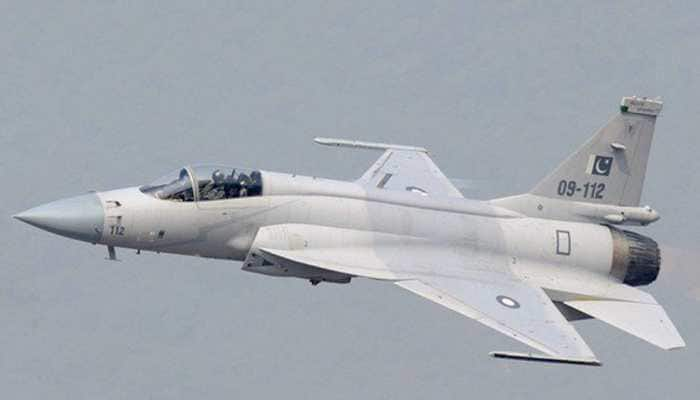 Pakistan Air Force F-16 crashes in Islamabad