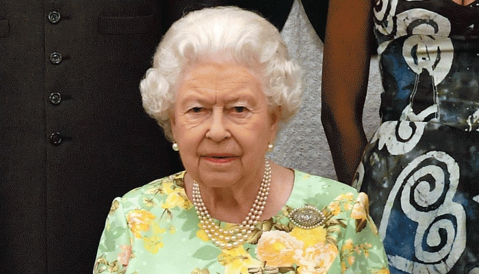 Covid 19 Outbreak Queen Elizabeth Ii Shifted From Buckingham Palace World News Zee News