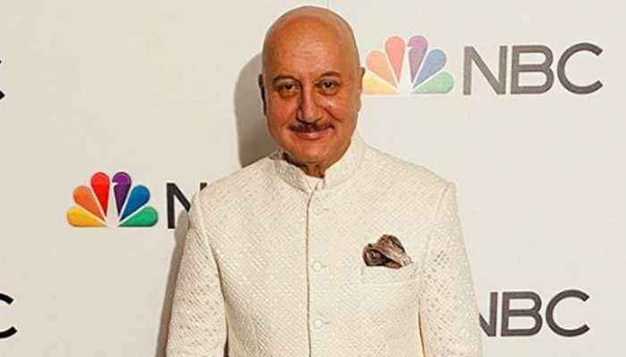 US-return Anupam Kher finds a new way to chat with BFF and neighbour Anil Kapoor in the times of coronavirus COVID-19 - Watch