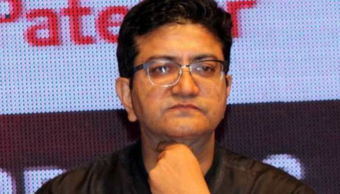 Prasoon Joshi pens poem in support of coronavirus COVID-19 lockdown