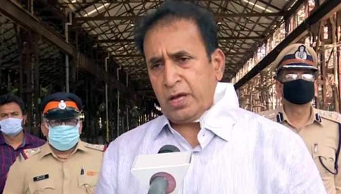 Amid coronavirus COVID-19 pandemic, Maharashtra government warns people against spreading rumours on April Fool's Day Amid coronavirus COVID-19 pandemic, Maharashtra government warns people against spreading rumours on April Fool's Day