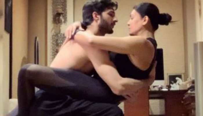 Sushmita Sen and boyfriend Rohman Shawl redefine couple goals with yoga pics