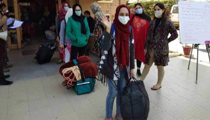 Coronavirus COVID-19: Thousands in Srinagar return home after completing 14-day quarantine period Coronavirus COVID-19: Thousands in Srinagar return home after completing 14-day quarantine period