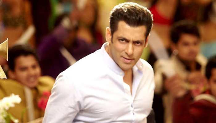Coronavirus COVID-19 lockdown: Salman Khan deposits money into accounts of 'Radhe' crew