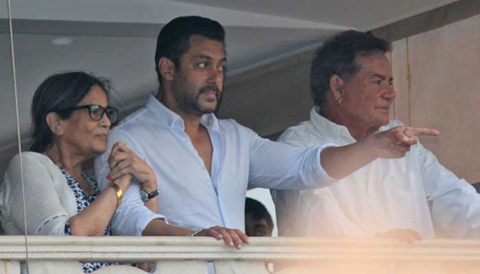 Coronavirus has scared us, been three weeks since I saw my father: Salman Khan