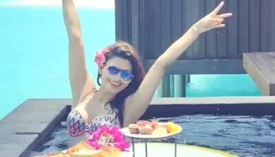 Bikini-clad Urvashi Rautela's breakfast in pool video from her Maldives vacay is breaking the internet!