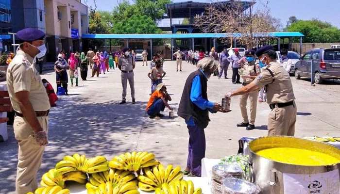 Amid coronavirus COVID-19 lockdown, Indian Railways distribute over 8.5 lakh cooked meals to needy people