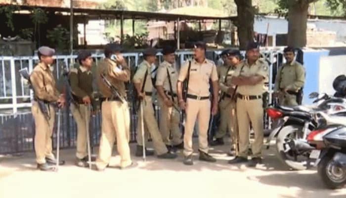Coronavirus COVID-19: Locals object to blocking entry-exit lane in Vadodara's Panigate area; pelt stones at cops