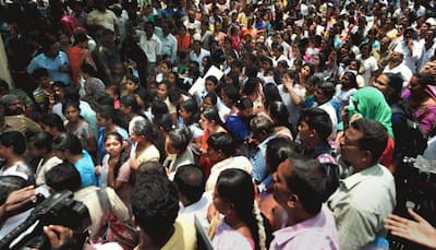 Defying lockdown, hundreds attend Kalaburagi temple festival; police register FIR 