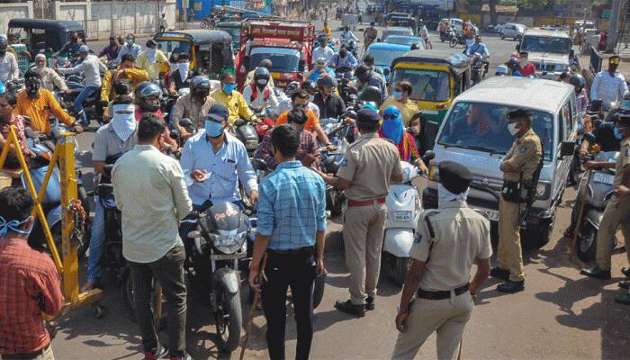 Cop injured as locals hurl stones, attack police in Gujarat&#039;s Surat; properties worth lakhs damaged