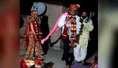 ‘Bigg Boss 2’ winner Ashutosh Kaushik marries Arpita Tiwari on terrace amid lockdown, to donate wedding money to PM-CARES Fund