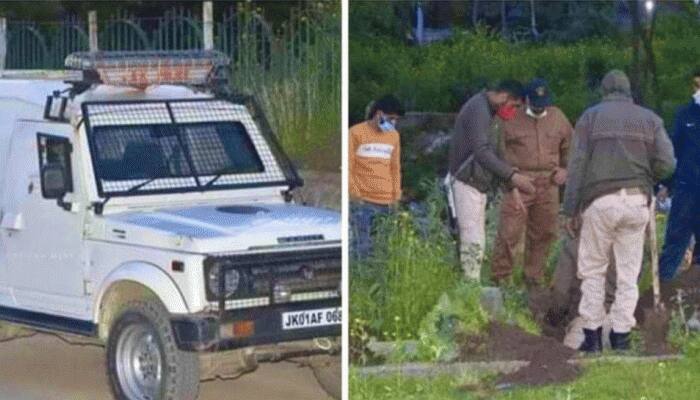 J&amp;K cops perform last rites of woman who died of coronavirus COVID-19 in old Srinagar