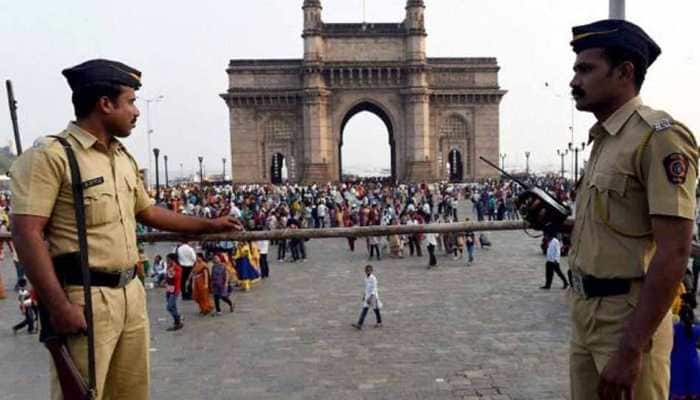 Maharashtra Day: Greet your loved ones on WhatsApp, FB and Twitter with these messages