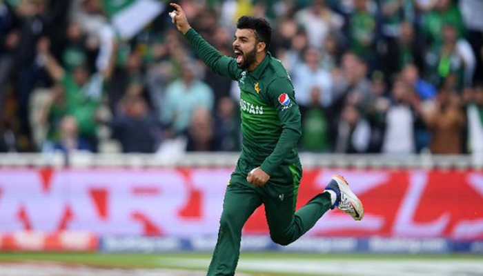 Coronavirus: Surrey cancels county contracts of Shadab Khan, D&#039;Arcy Short