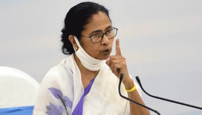 Mamata Banerjee announces Rs 10 lakh health insurance cover for COVID-19 warriors, journalists