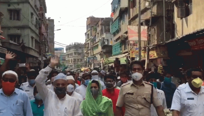 Hundreds, including Trinamool Congress leaders, join peace rally in West Bengal&#039;s Howrah; violate lockdown
