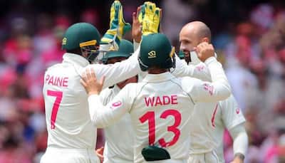 No high-fives, spaced huddle could be new normal for Australian cricketers